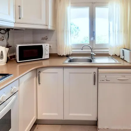 Διαμέρισμα Port De La Selva 94 Con Amplio Jardin *